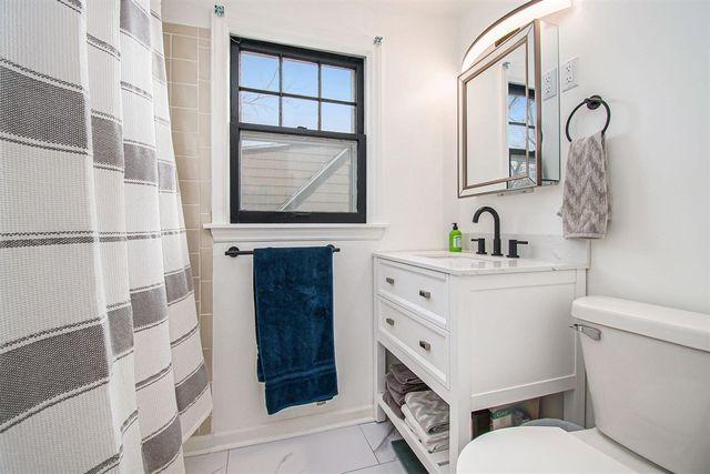 828 W Lovell Street, Kalamazoo, MI 49007