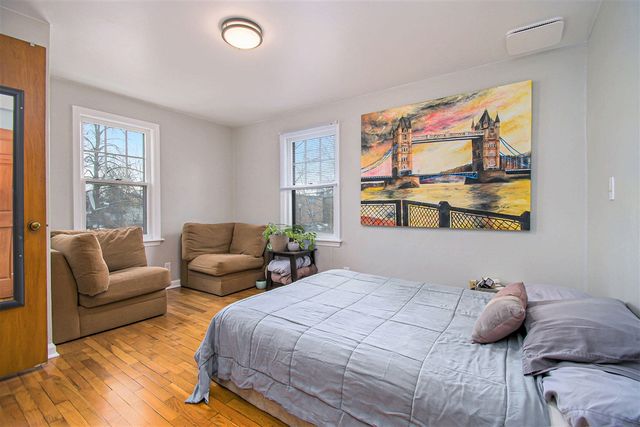 828 W Lovell Street, Kalamazoo, MI 49007