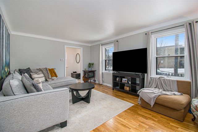 828 W Lovell Street, Kalamazoo, MI 49007