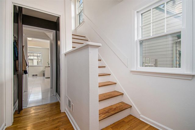 828 W Lovell Street, Kalamazoo, MI 49007