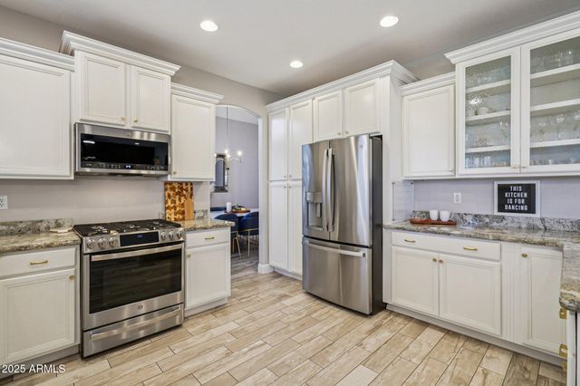 22447 N 76TH Drive, Peoria, AZ 85383