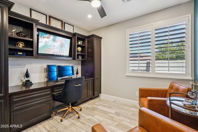 22447 N 76TH Drive, Peoria, AZ 85383