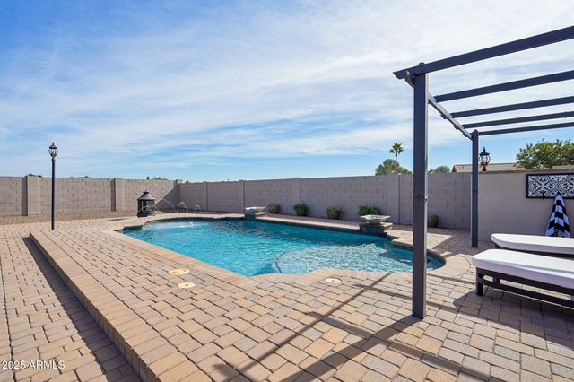 22447 N 76TH Drive, Peoria, AZ 85383