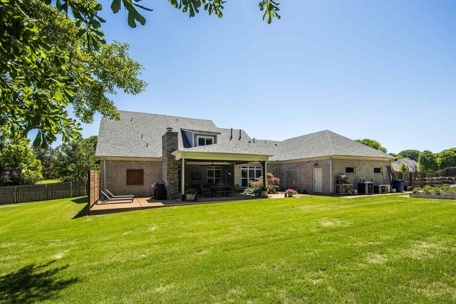 50 CEDAR HILL CV, Somerville, TN 38068