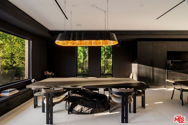 537 N Alta Vista Boulevard, Los Angeles, CA 90036