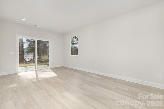 264 N Lackey Street, Statesville, NC 28677