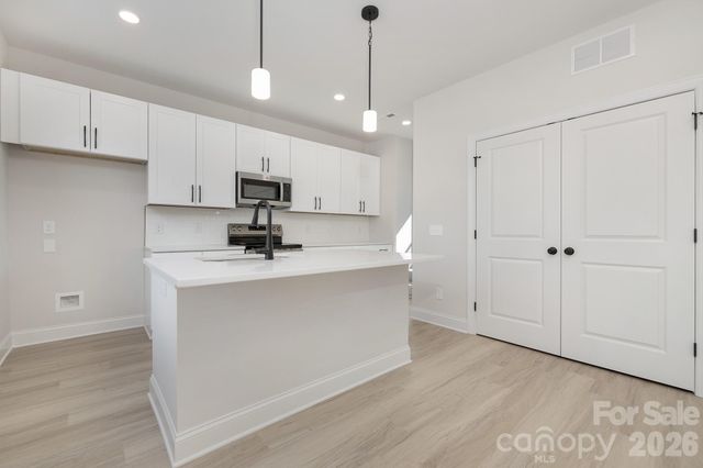 264 N Lackey Street, Statesville, NC 28677