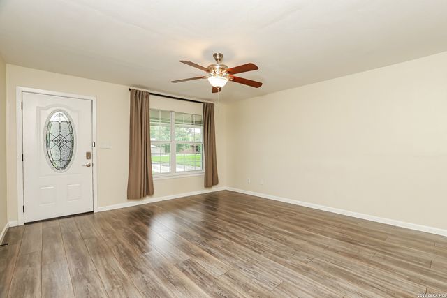 317 North Blvd, Universal City, TX 78148
