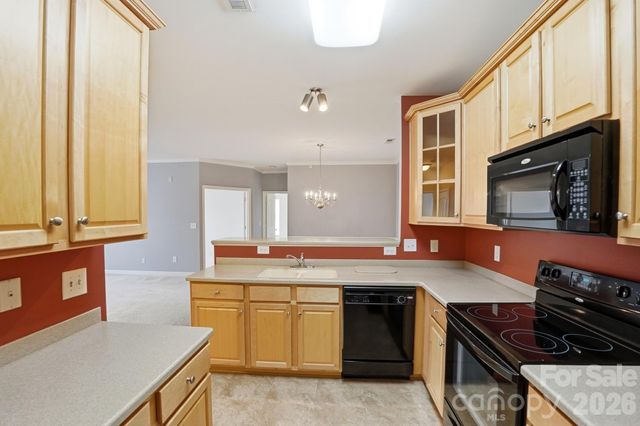 16608 Amberside Road E, Cornelius, NC 28031