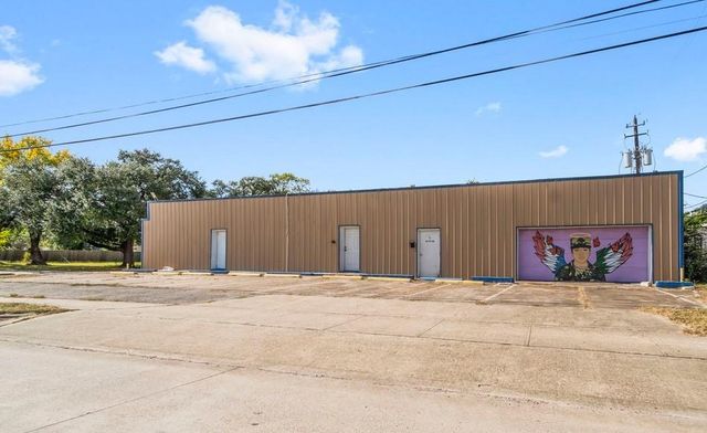 1018 Shaver Street, Pasadena, TX 77506