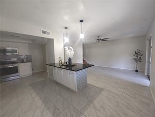 2252 Shadowdale Drive 362, Houston, TX 77043