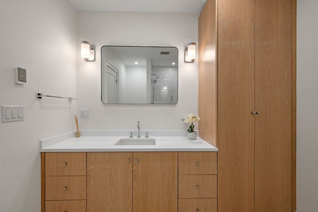 134 Elm Street 134, Marblehead, MA 01945