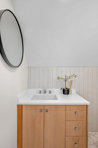 134 Elm Street 134, Marblehead, MA 01945