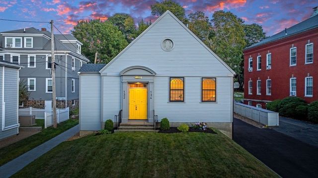134 Elm Street 134, Marblehead, MA 01945