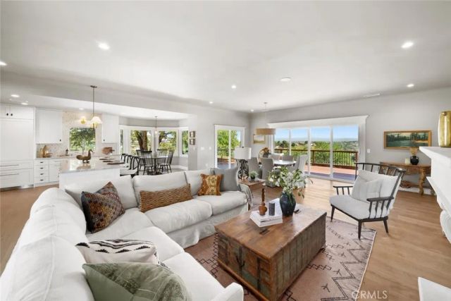 1026 Merry Hill Road, Paso Robles, CA 93446