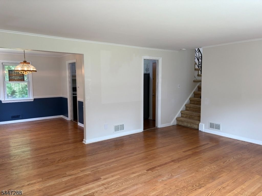 33 Longacre Drive, Livingston Twp., NJ 07039 — photo 4