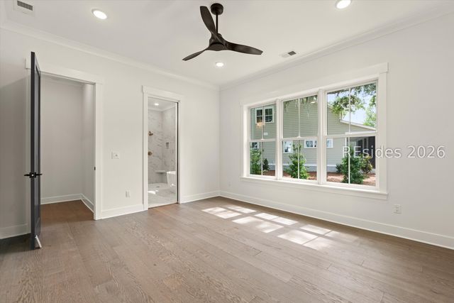 25 Millers Pond Dr, Beaufort, SC 29907