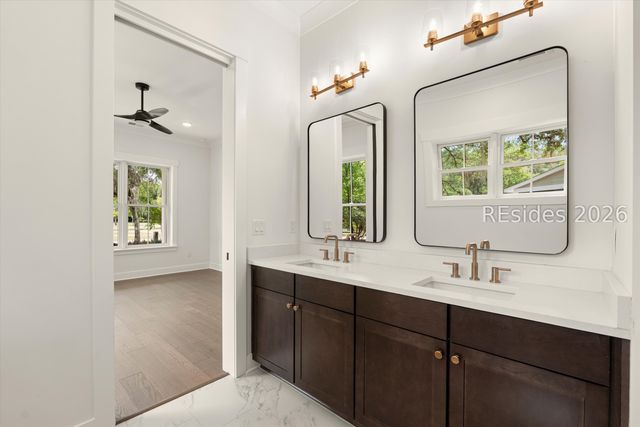 25 Millers Pond Dr, Beaufort, SC 29907