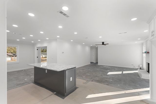 1107 Deerpath Rd, Dothan, AL 36303