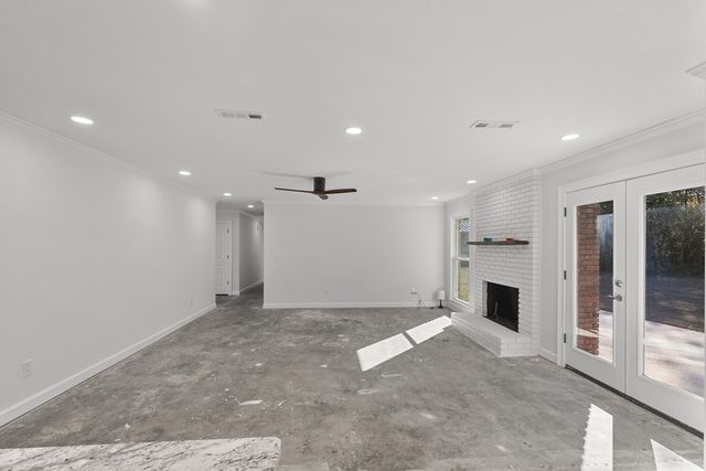 1107 Deerpath Rd, Dothan, AL 36303