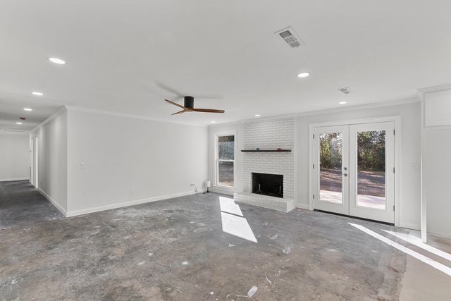 1107 Deerpath Rd, Dothan, AL 36303