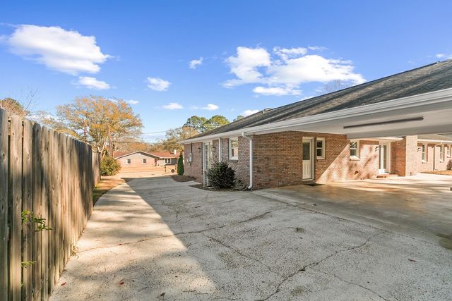 1107 Deerpath Rd, Dothan, AL 36303