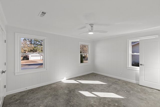 1107 Deerpath Rd, Dothan, AL 36303