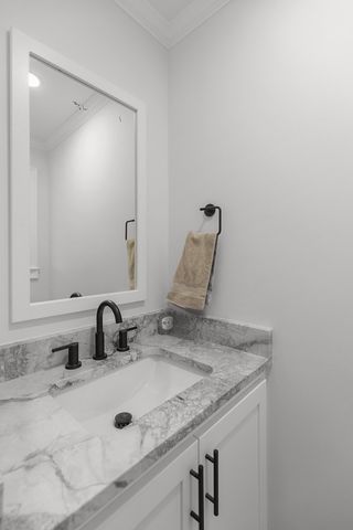 1107 Deerpath Rd, Dothan, AL 36303