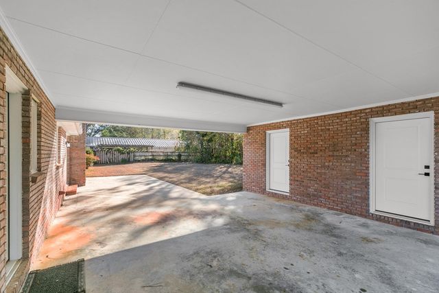 1107 Deerpath Rd, Dothan, AL 36303