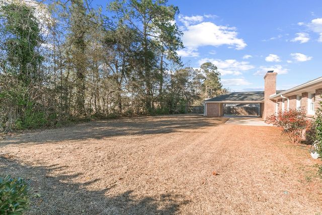 1107 Deerpath Rd, Dothan, AL 36303