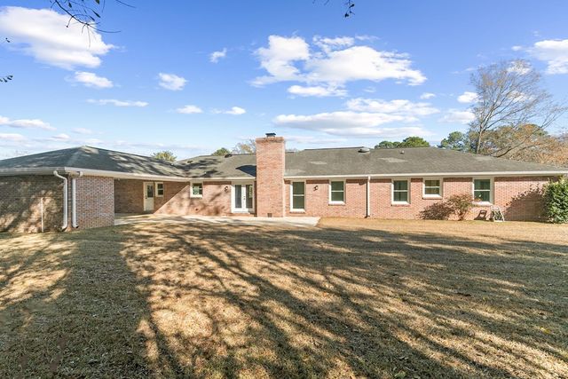 1107 Deerpath Rd, Dothan, AL 36303