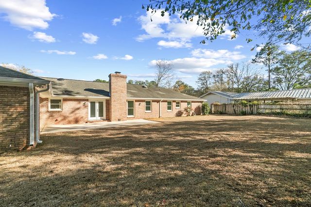 1107 Deerpath Rd, Dothan, AL 36303