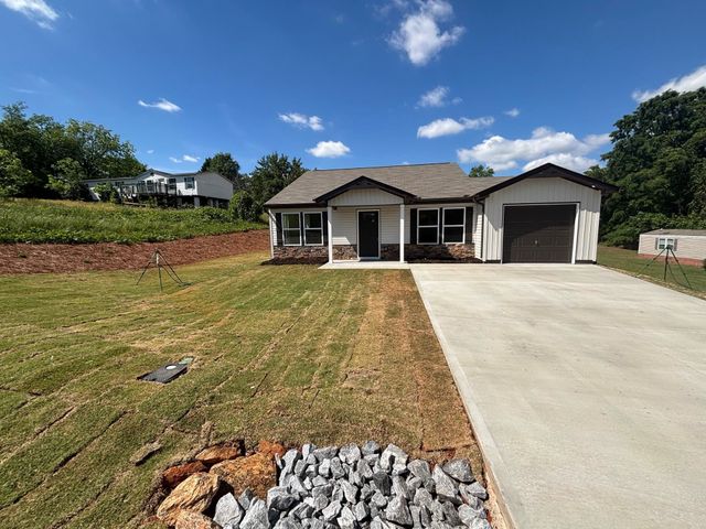 145 Carson Circle, Chesnee, SC 29323