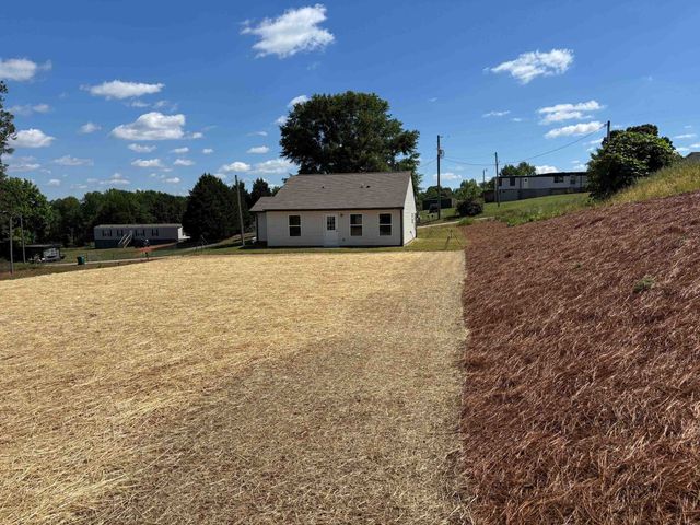 145 Carson Circle, Chesnee, SC 29323