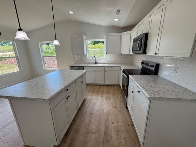 145 Carson Circle, Chesnee, SC 29323