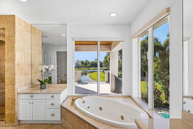 17698 Middlebrook Way, Boca Raton, FL 33496