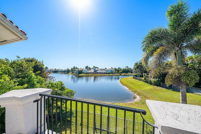 17698 Middlebrook Way, Boca Raton, FL 33496