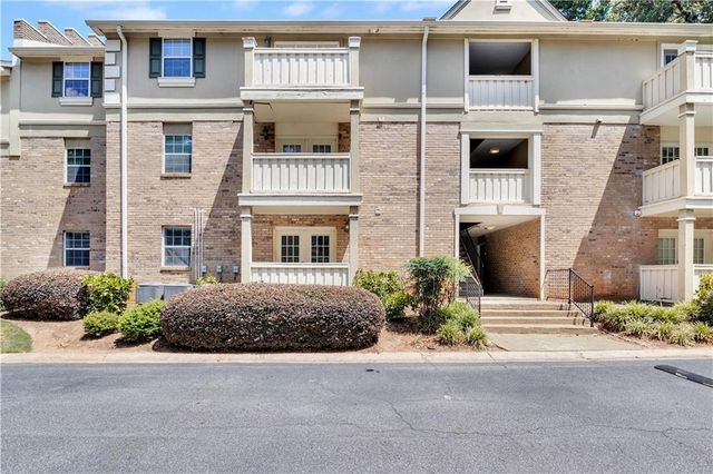 6900 Roswell Road 10Q, Atlanta, GA 30328