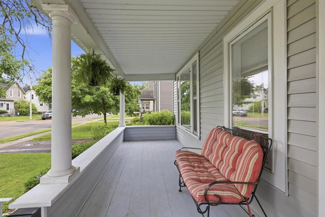 424 3RD STREET, Neenah, WI 54956