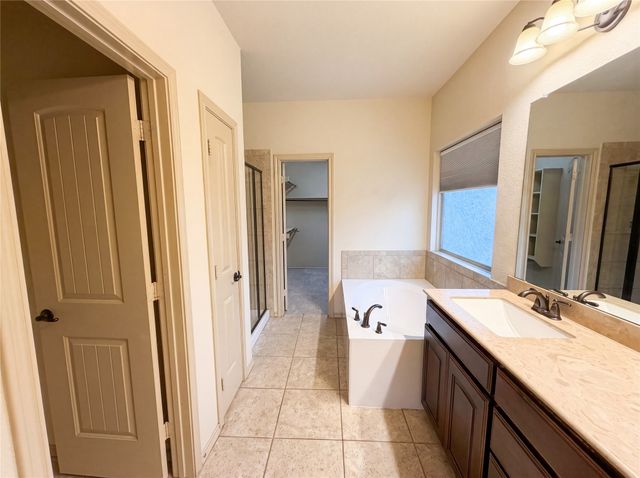 1217 Ashley Drive, Weatherford, TX 76087