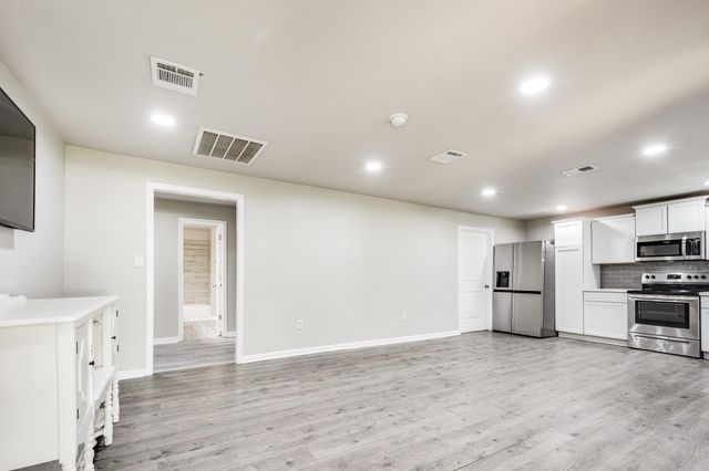 168 Bush Street, Livingston, TX 77351