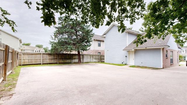 1604 Park Place, College Station, TX 77840