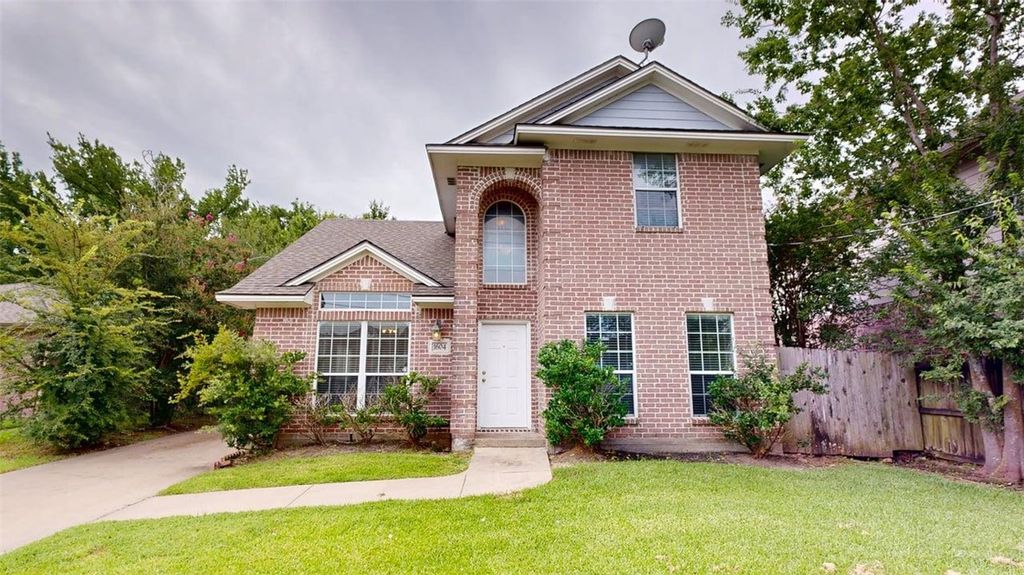 1604 Park Place, College Station, TX 77840