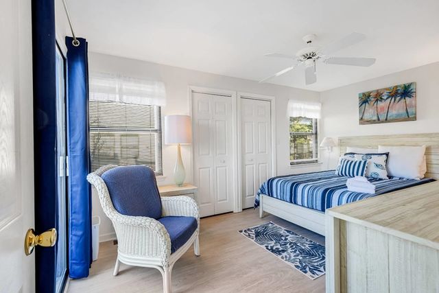 100 Oyster Catcher Pl., Pawleys Island, SC 29585