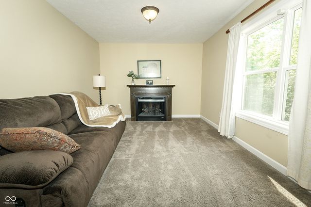 8461 Vine Maple Way, Indianapolis, IN 46278