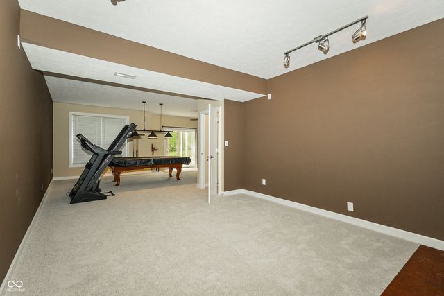 8461 Vine Maple Way, Indianapolis, IN 46278