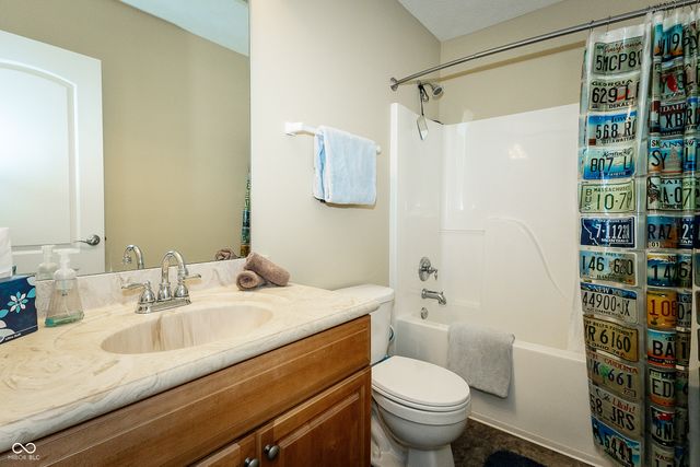 8461 Vine Maple Way, Indianapolis, IN 46278