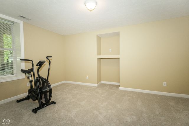 8461 Vine Maple Way, Indianapolis, IN 46278