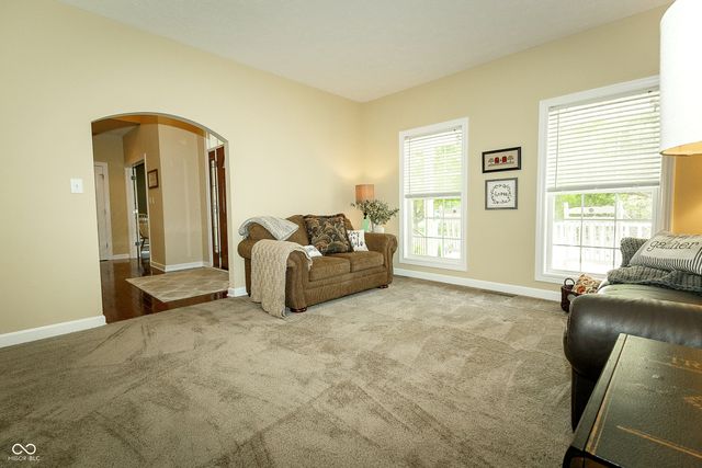8461 Vine Maple Way, Indianapolis, IN 46278