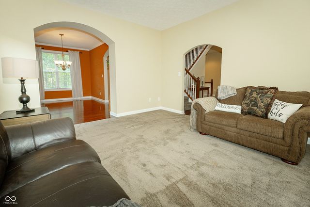8461 Vine Maple Way, Indianapolis, IN 46278